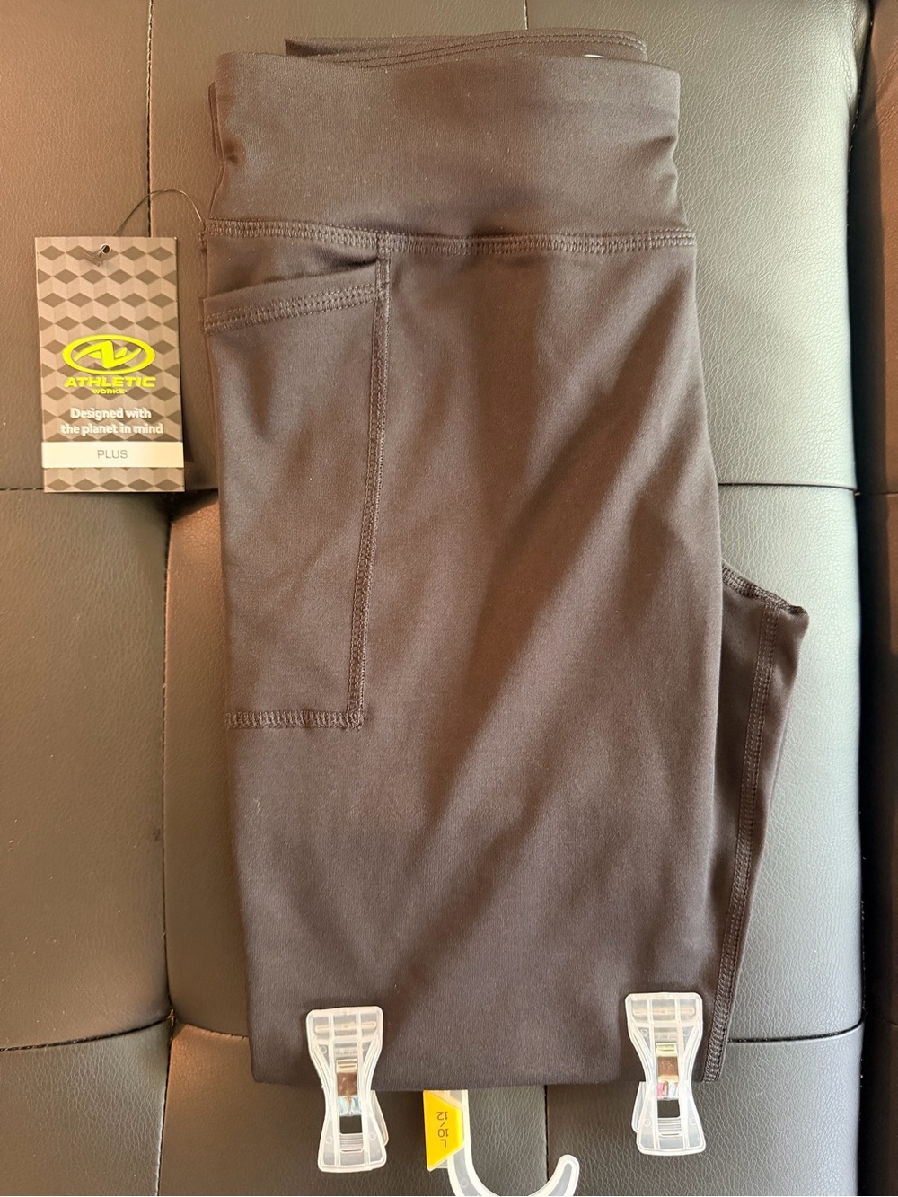 Athletic Works black leggings size L (10-12) PLUS